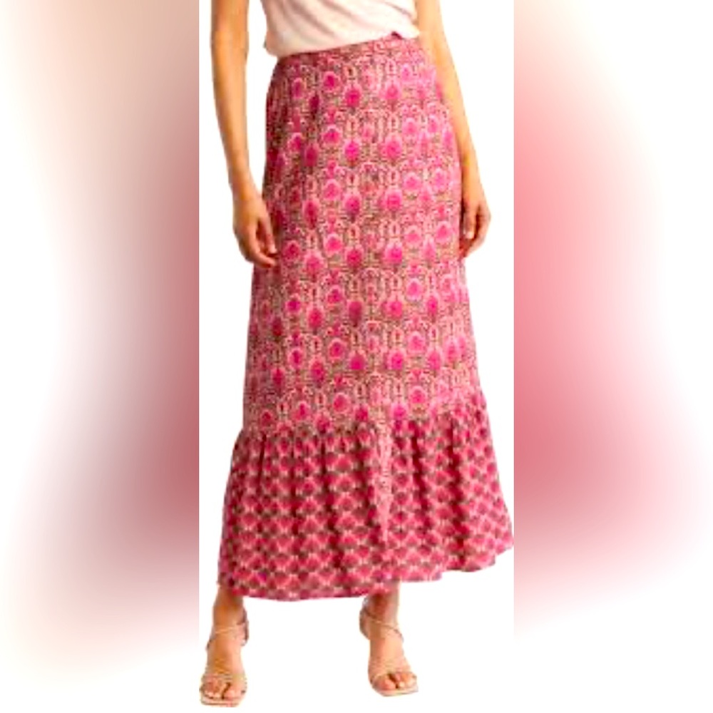 Paisley Button Front Maxi Skirt
DR2 by Daniel Rainn